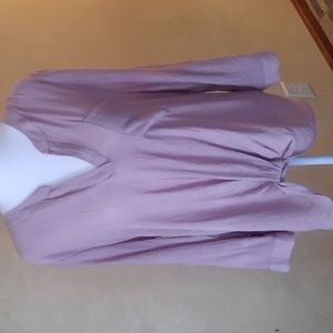 ●NWOT Lily White blouse XL